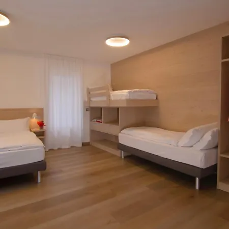 Miralago Hotel 3*