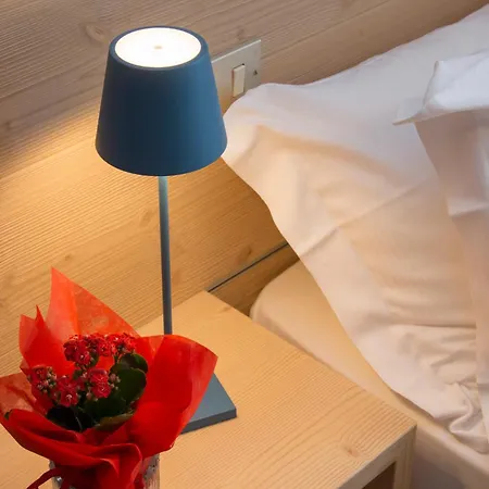Miralago Hotel 3*