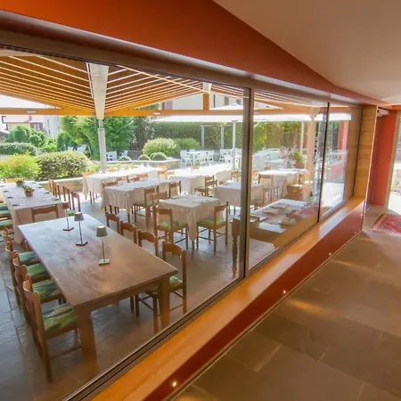 Hotel Miralago