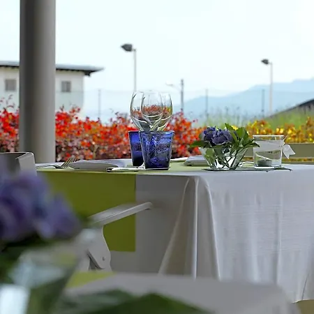 Hotel Miralago