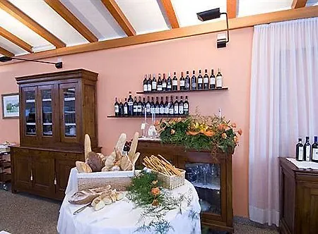 Miralago Hotel